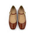 Zapatillas Mary Jane de Charol Estilo Ballerina Brillante vista superior color rojo y beige