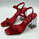 zapatilla lumina charol con tacón acrílico roja diseño moderno