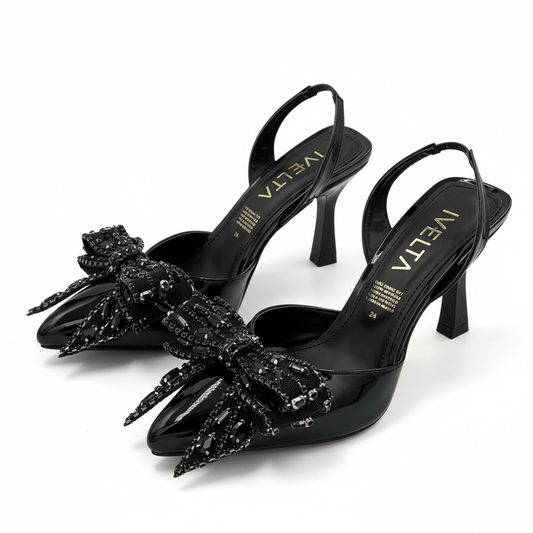 zapatilla coquette charol brillante con moño vista lateral elegante